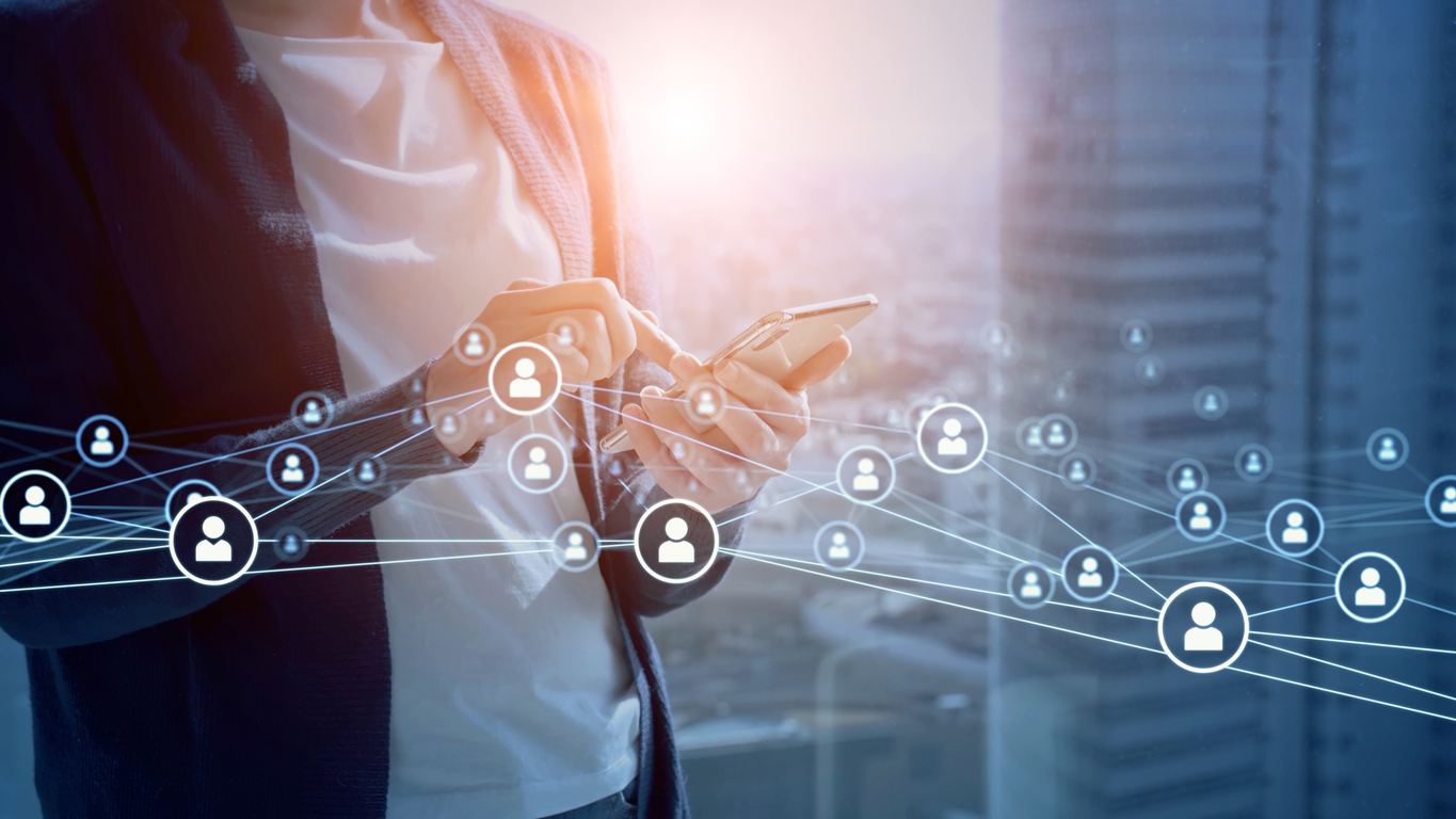 メンバーが協力して活動しているメリット画像